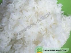 Cơm nấu gạo ông cua lúa tôm ST25