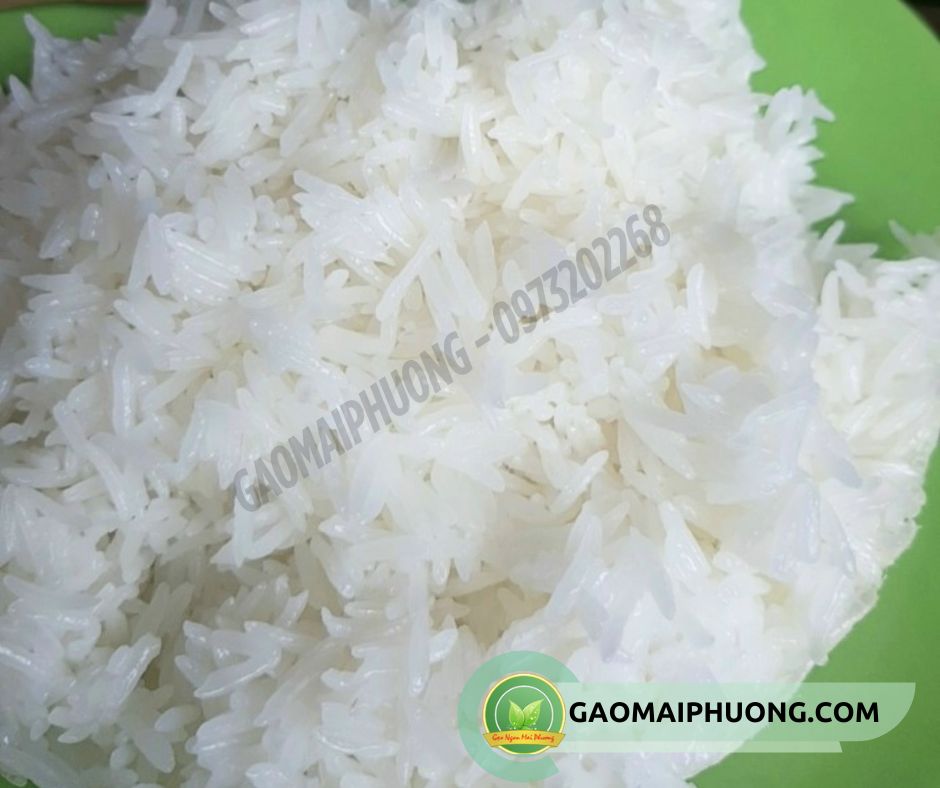 Com nau tu gao ong cua lua tom ST25 Cơm nấu gạo ông cua lúa tôm ST25